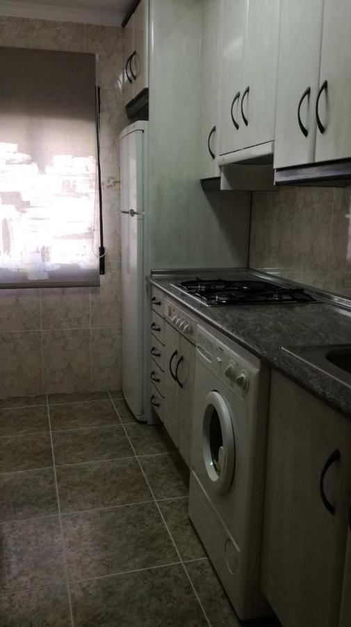 Apartamentos Los Robles 阿尔卡拉德尔胡卡尔 外观 照片