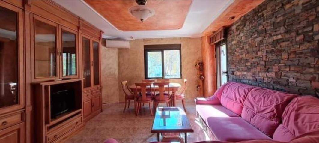 Apartamentos Los Robles 阿尔卡拉德尔胡卡尔 外观 照片